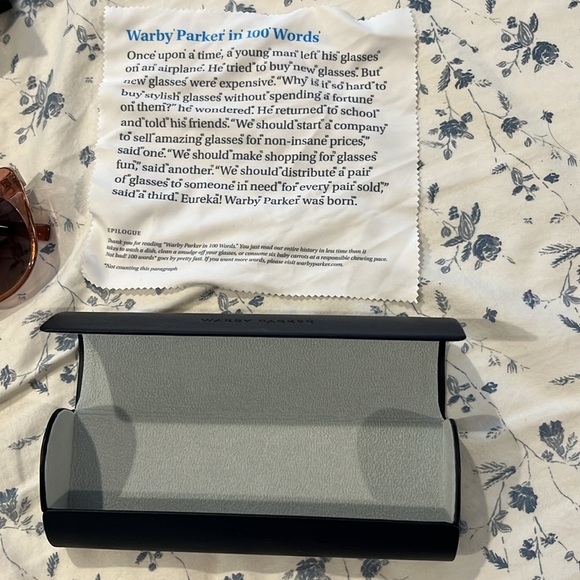 Warby Parker Leta Sunglasses - Picture 3 of 3